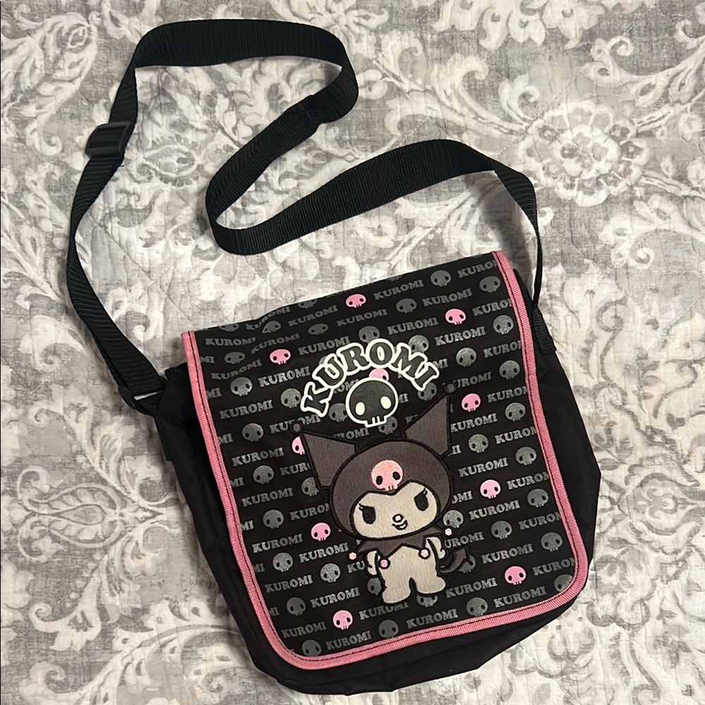 Sanrio Kuromi Black and Pink Crossbody/Small Messenger Bag